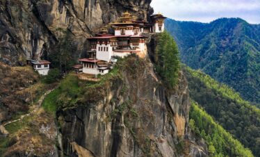 Tiger Nest Monastary Himalayan Lama Travels 01
