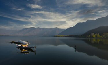 KAshmir Dal Lake - Himalayan Lama Travels